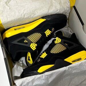 Men's Air Jordan 4 Retro "Thunder" Black & Yellow Sneakers - New With Original B